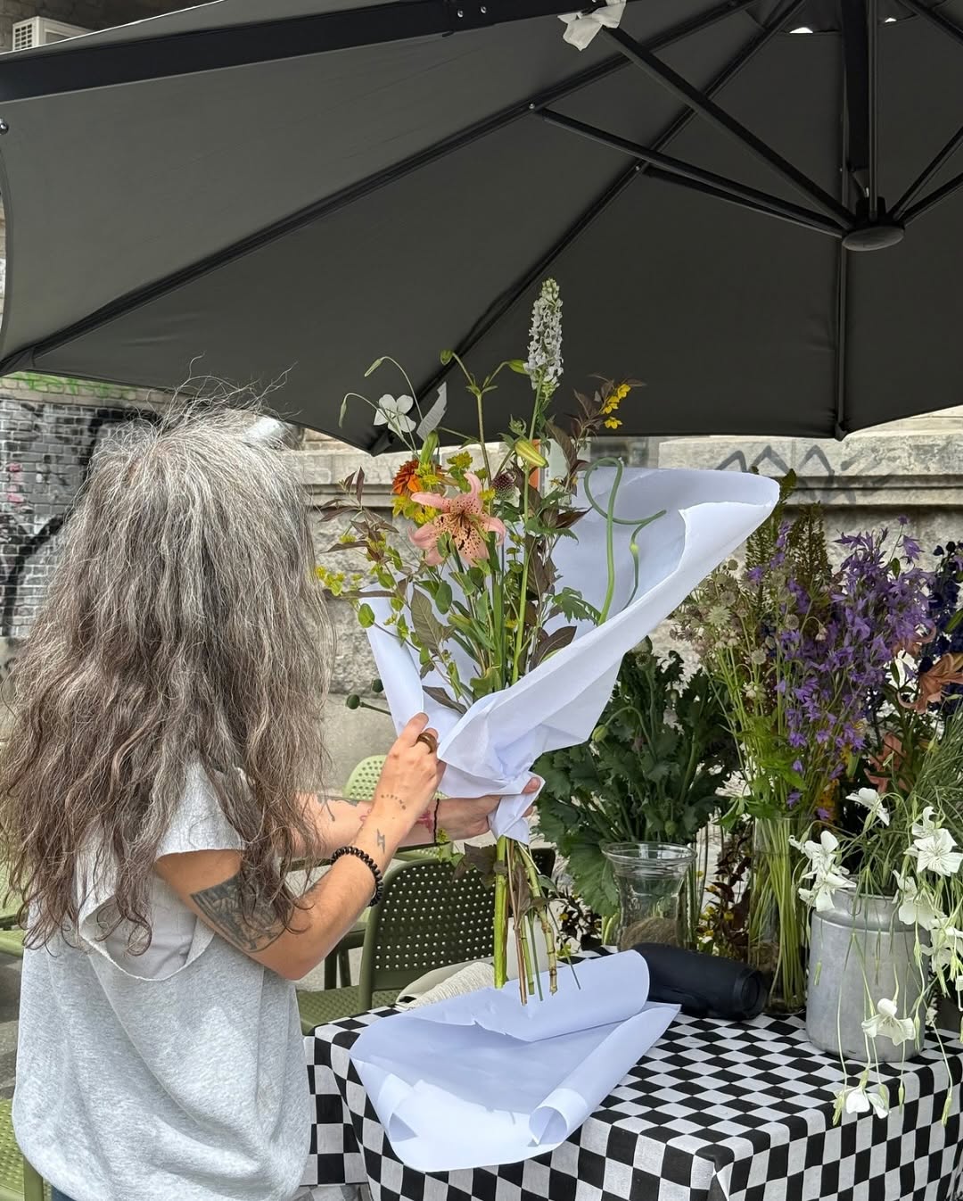 Mood+Flowers market