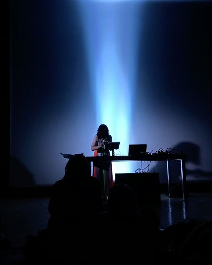 Live Session 008: Hanna Svirska