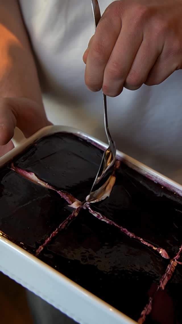 Гранатовий тірамісу