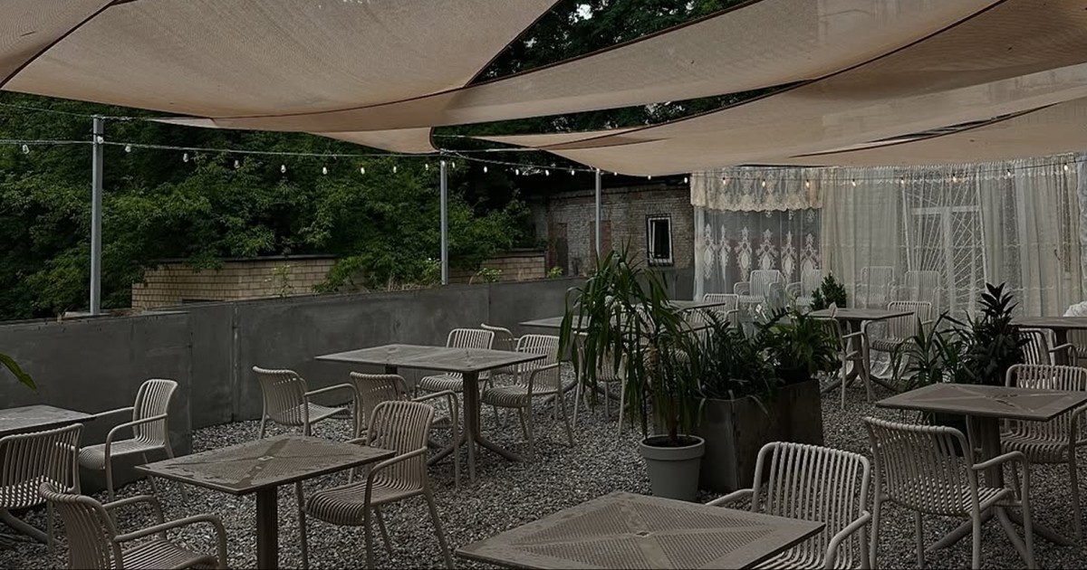 AM Bistro